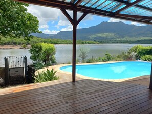 Pool - Holiday Home on Ilot Fortier Sea Shore  (Petite Rivière Noire)
