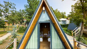 Glamping Twin | Premium bedding, free WiFi, bed sheets