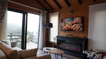 Luxury Bungalow | Living area