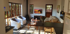 Smart TV, fireplace, printers