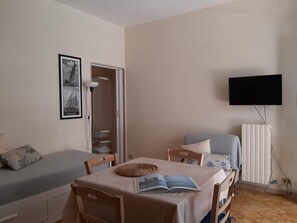 1 bedroom, bed sheets - Le Barchette 5 - Piano Terra (Lecce)