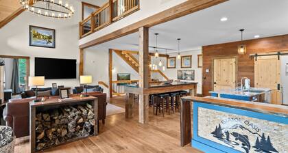 New Home on South Toe River, Pet Friendly