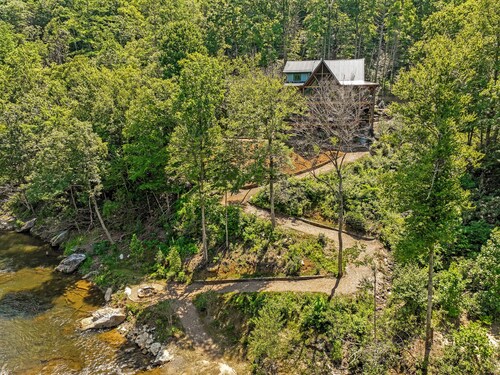 New Home on South Toe River, Pet Friendly