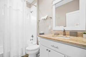 House, 4 Bedrooms, Resort View | Bathroom | Free toiletries, hair dryer, towels, soap - 30A Beach House - Snapper By Panhandle Getaways (Santa Rosa Beach)