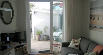 Luxusferienwohnung für Strand/Wander Urlaub 3 Gehminuten vom schönen Sandstrand.