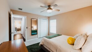 3 bedrooms, desk, iron/ironing board, free WiFi