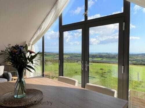 The Neyth, Mabe Burnthouse