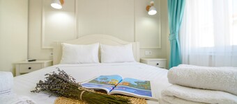 Lutro Otel