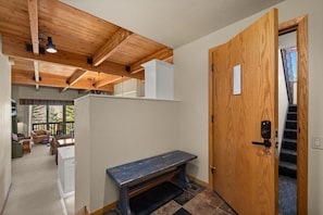 Condo, 4 Bedrooms | Interior