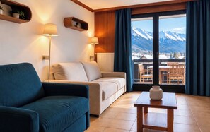 Living area - Nice flat with balcony view Mont Blanc | Parking (Chamonix-Mont-Blanc)