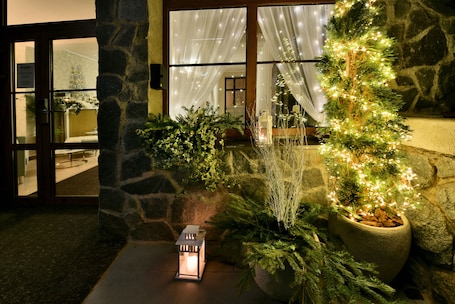 Exterior. APLEND Hotel Lujza Major