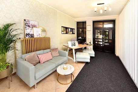 Interior detail. APLEND Hotel Lujza Major