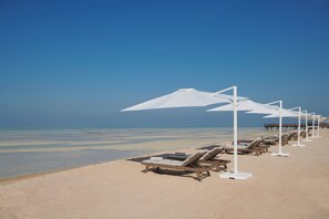Private beach, free beach cabanas, sun-loungers, beach umbrellas