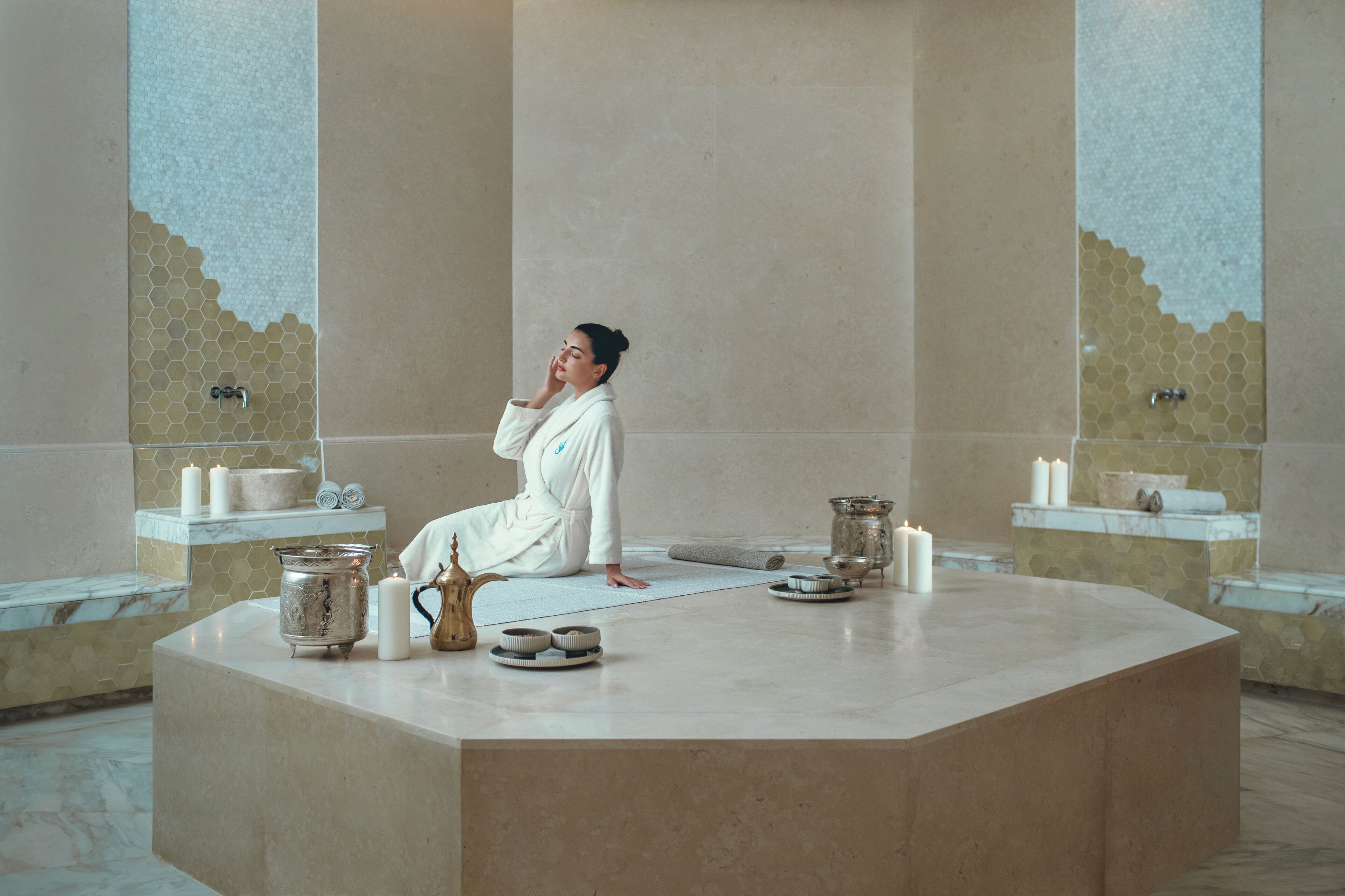 Couples treatment rooms, sauna, hot tub, steam room, Turkish bath