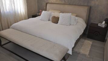 3 chambres, fer et planche Ă repasser, Wi-Fi, draps fournis