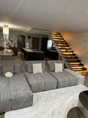Flat-screen TV - Villa design swimming pool Avignon festival (Avignon)