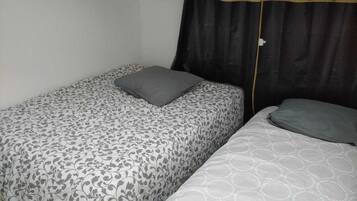 3 camere, ferro/asse da stiro, Wi-Fi gratuito, lenzuola