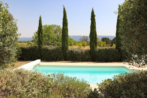 Quiet family friendly vacation home for 6 to 10 pers.