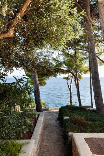 Luma Hvar ✶ Premium Beachfront House ✶