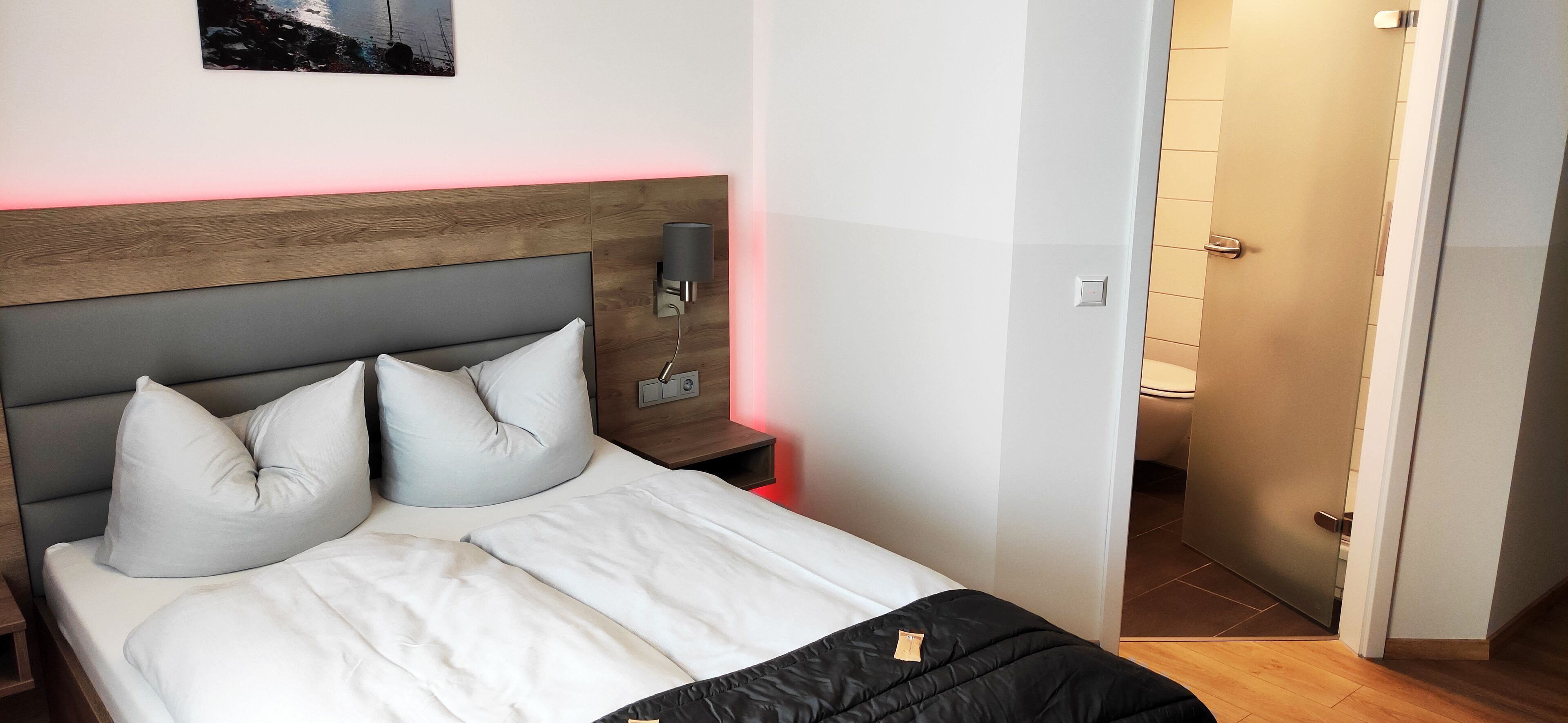 Hypo-allergenic bedding, memory foam beds, desk, laptop workspace
