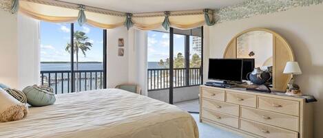 2 quartos, ferros/tábuas de passar roupa, Wi-Fi, roupa de cama