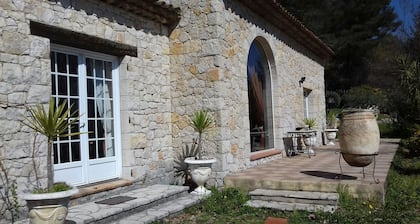 Wonderful villa 350 m2 large pool 8000 m2 Land fully Stone made gréât comfort