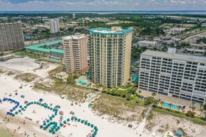 Exterior - Jade East Towers~Beach Front w/Amazing Unparalleled  Sunrise and Sunset Views (Jade East Towers , Destin)