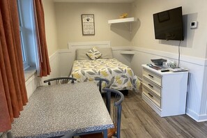 1 soverom, wi-fi (inkludert) og sengetøy