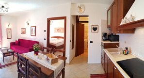 Interior - Casa Palanca 2 balcony lake view (Tremosine)