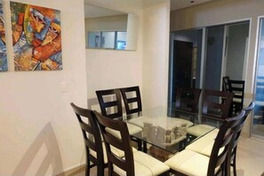 Dining - Malecon Luxury Apartment (Benito Juárez)