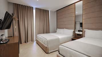 Minibar, wifi gratis y ropa de cama