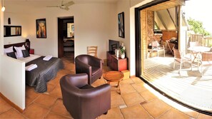 1 bedroom, iron/ironing board, travel crib, internet - Studio apartment for 2 people. (Porto-Vecchio)