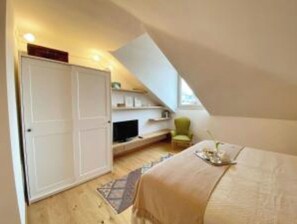 1 室のベッドルーム、WiFi (無料)、ベッドシーツ