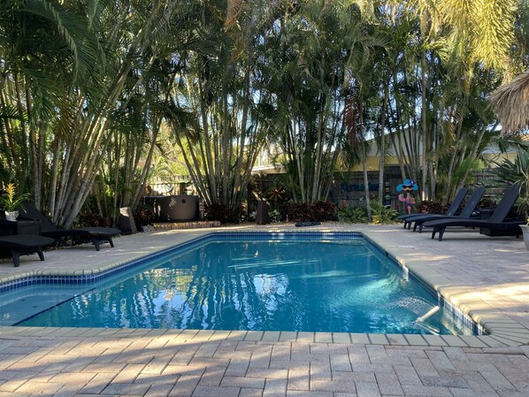 Udendørs pool, opvarmet pool