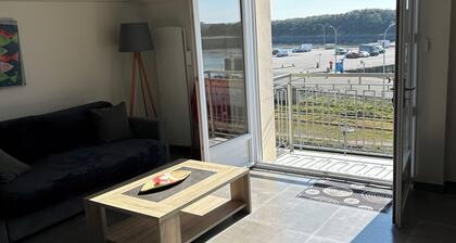 Appartement face port et ocean