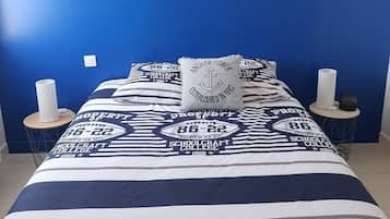 1 Schlafzimmer, BĂŒgeleisen/BĂŒgelbrett, kostenloses WLAN
