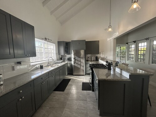 Cozy home in a quiet neighbourhood