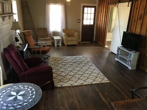 Smart TV, fireplace, DVD player