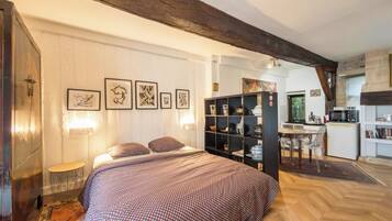 1 bedroom, iron/ironing board, travel crib, WiFi (free)