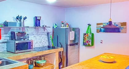 BOHO Style 2 Bed Condo in San Juan - - Near Nightlife, Restaurants