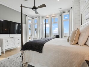 7 bedrooms, desk, iron/ironing board, internet