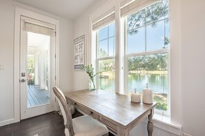 하우스, 침대(여러 개) (1329 Laurel Grove "Sea Turtle Cottage) | 전용 주방 | 오븐, 토스터