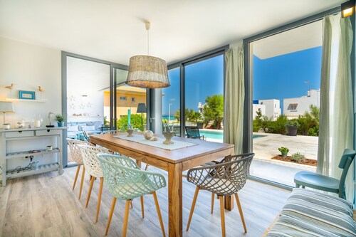 Kasalmar, Beach House 5StarsHome Mallorca, Schwimmbad, Klimaanlage, Wifi,Strand.