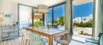 Kasalmar, Beach House 5StarsHome Mallorca, private swimming pool,air,wifi,beach.