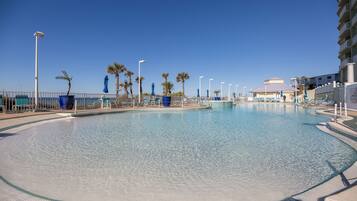 室外泳池、暖水池