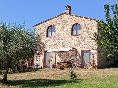 Countryside, 10 min from Siena