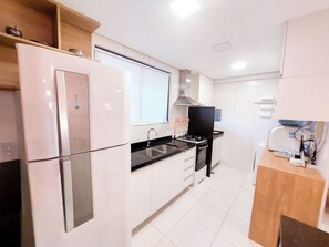 Apartamento básico | Cozinha privada | Geladeira, micro-ondas, liquidificador