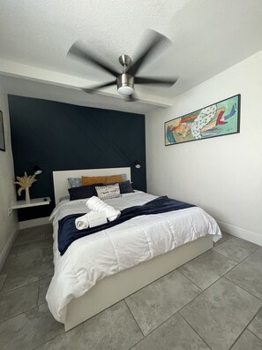 1 bedroom, in-room safe, iron/ironing board, free WiFi