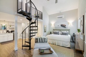 4 bedrooms, desk, iron/ironing board, travel crib