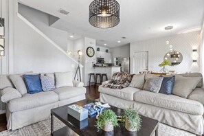 Télévision à écran plat